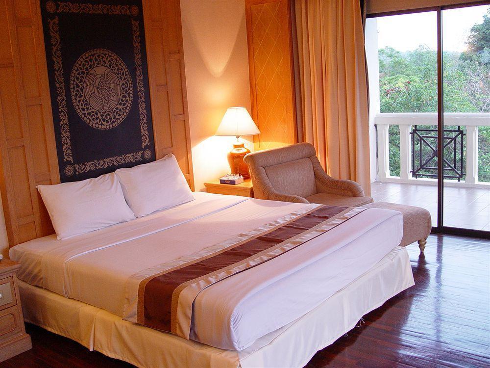 Pavilion Rim Kwai Resort Kanchanaburi Exteriér fotografie
